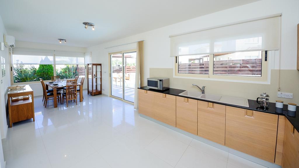 Pernera Holiday Villa 015 بروتاراس المظهر الخارجي الصورة